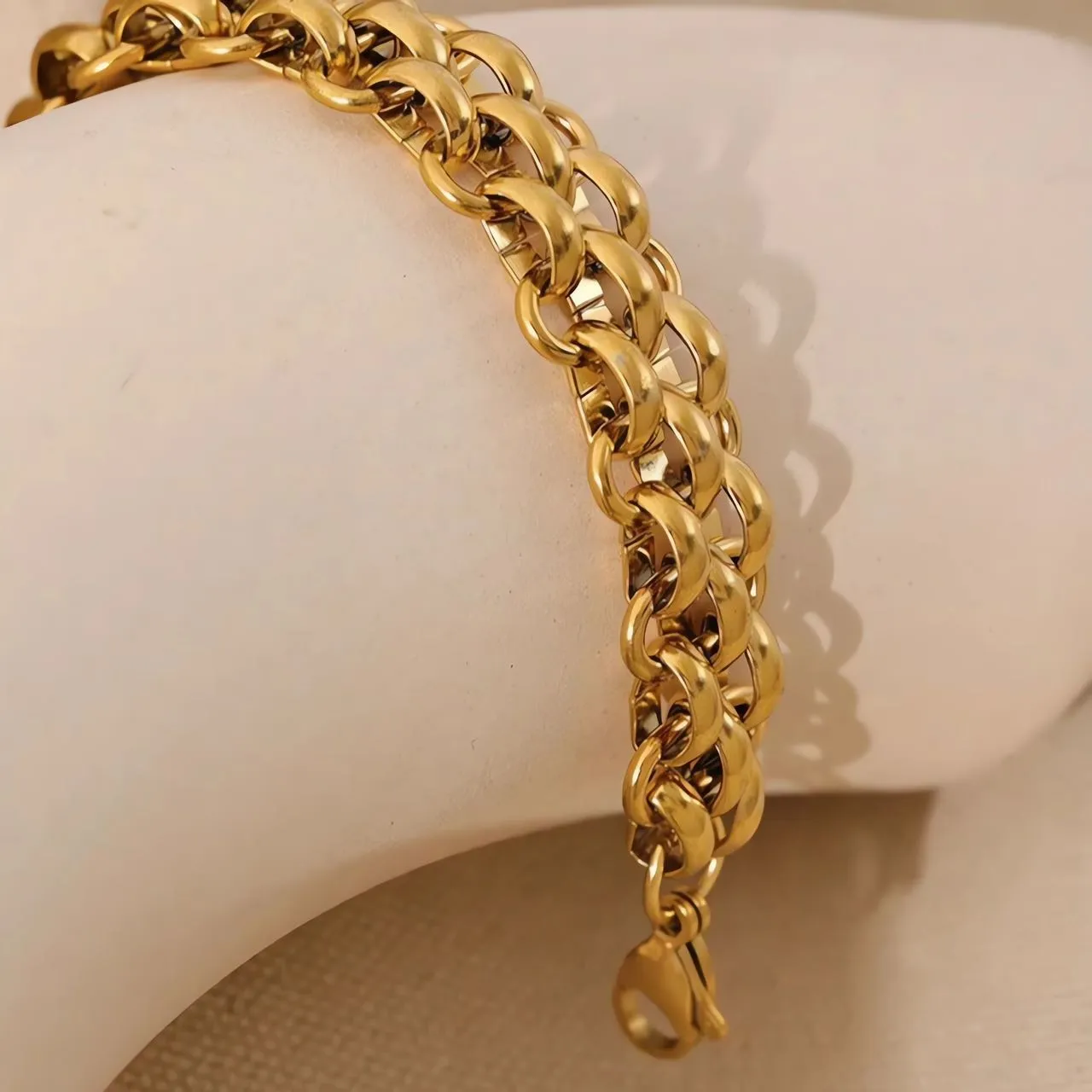 17cm-22cm (7"-9") 13.6mm Unique Wide Flat Chain Bracelet