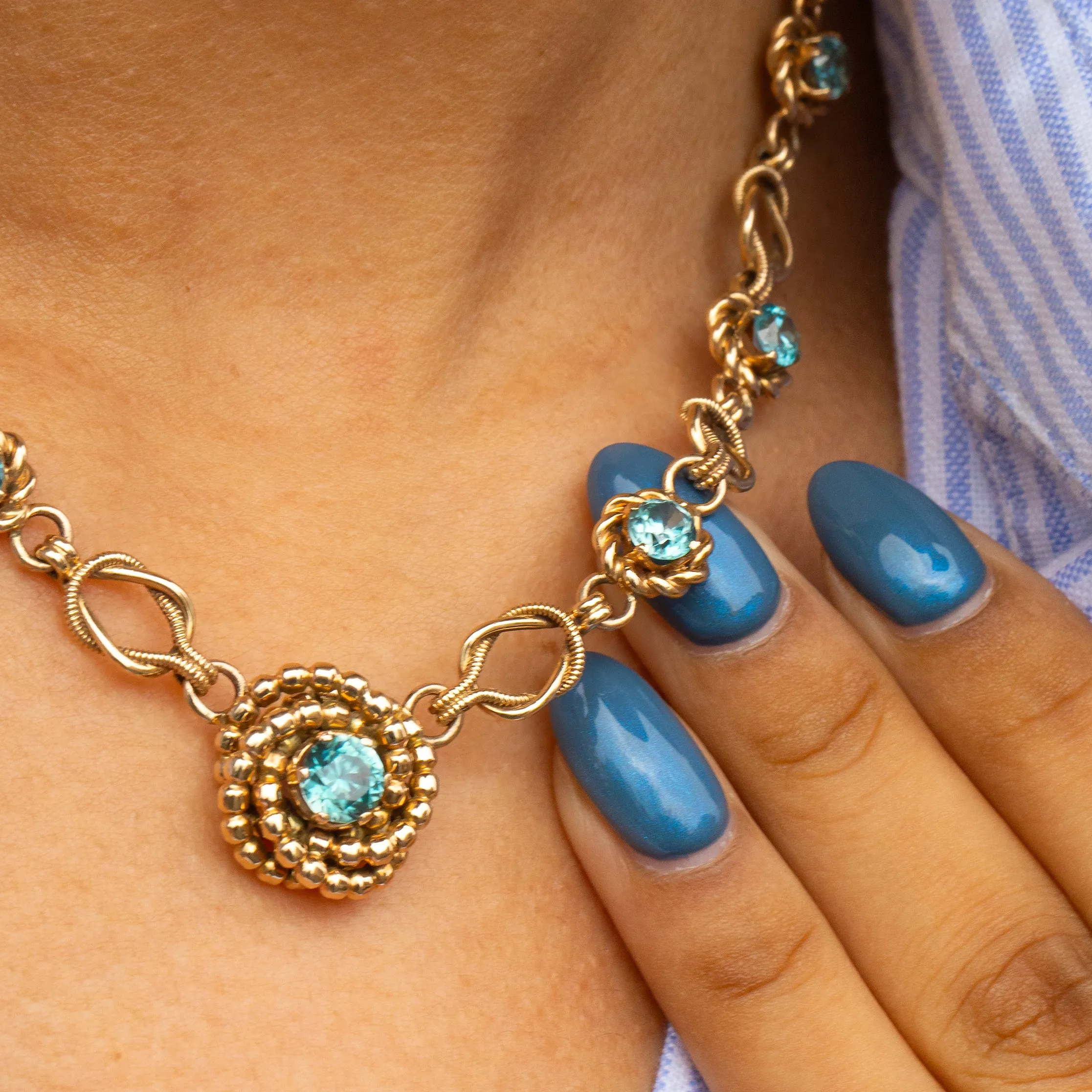 9ct Gold Blue Zircon Necklace, 6.70ct