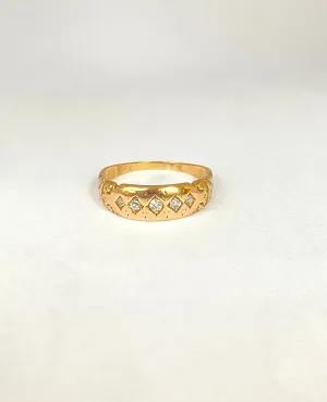 Antique, 18ct Gold, 5 stone Old Cut Diamond Ring
