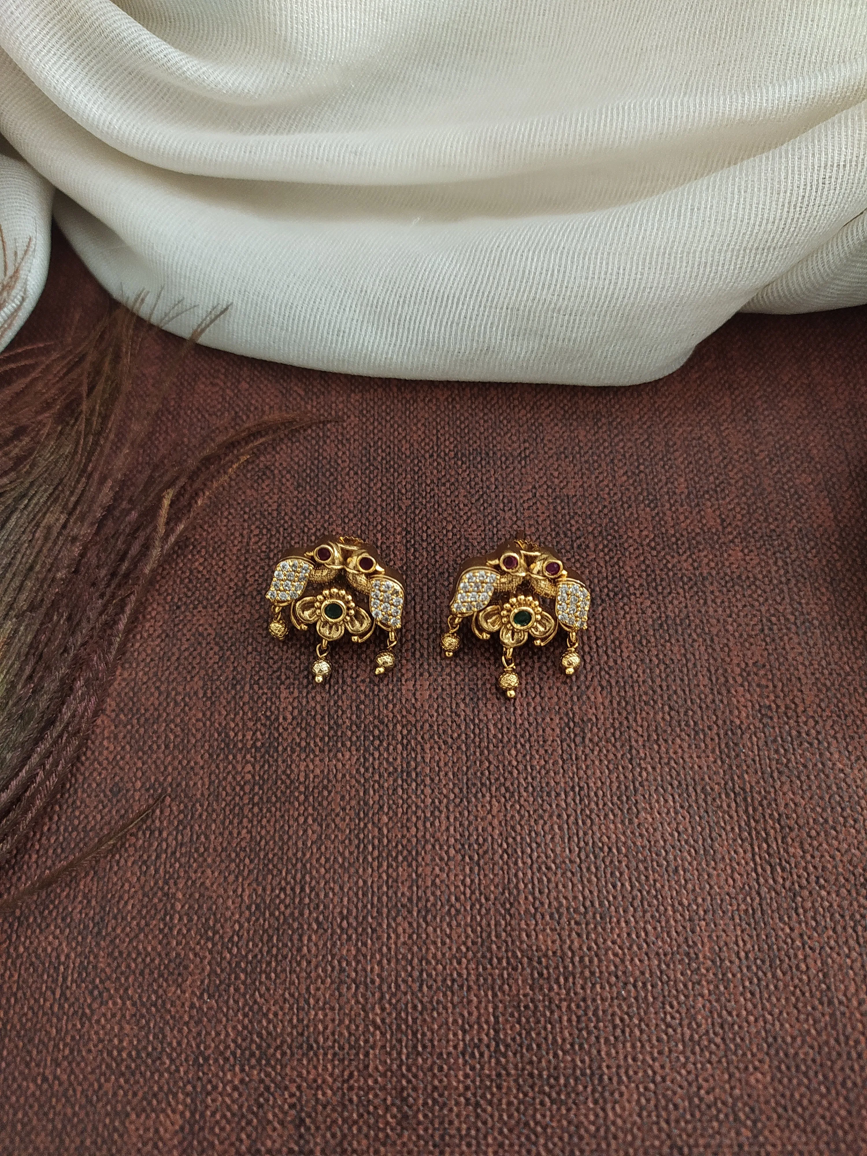 Antique Nakshi Work Pendant Set with Matching Studs