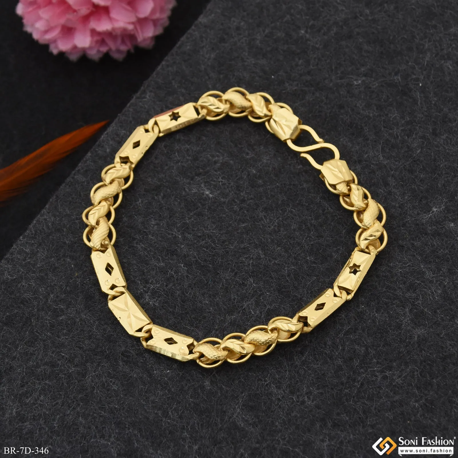 Cool Design Gold Plated Kohli Nawabi Bracelet for Men - Style D346