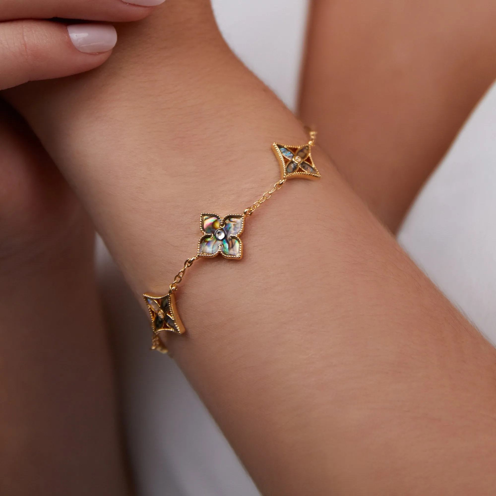 Dalia Emerald Green Clover Bracelet