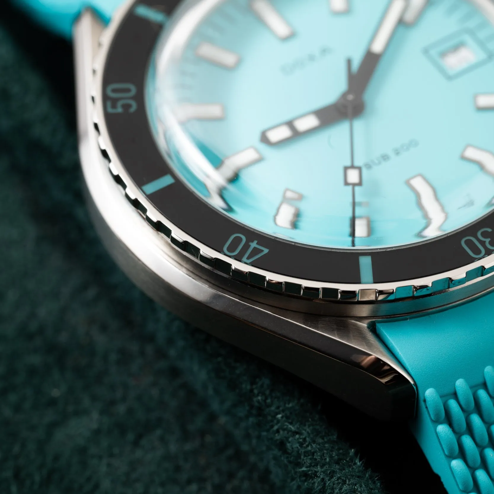 DOXA SUB 200 Aquamarine