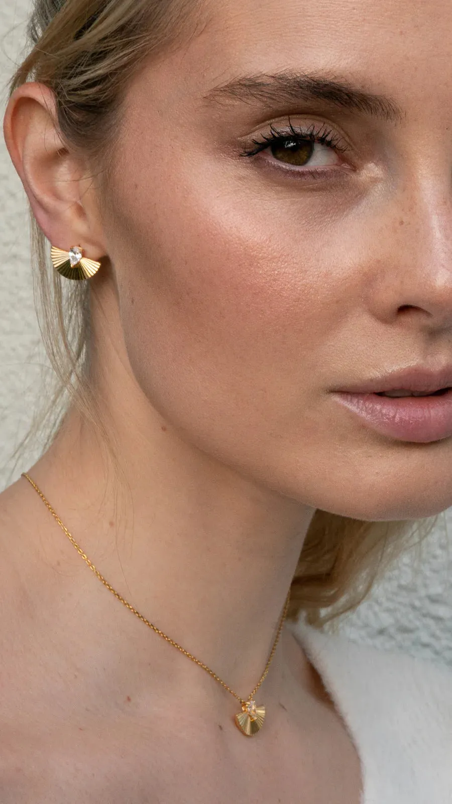 Fanned Zircon Stone Necklace Gold Plated