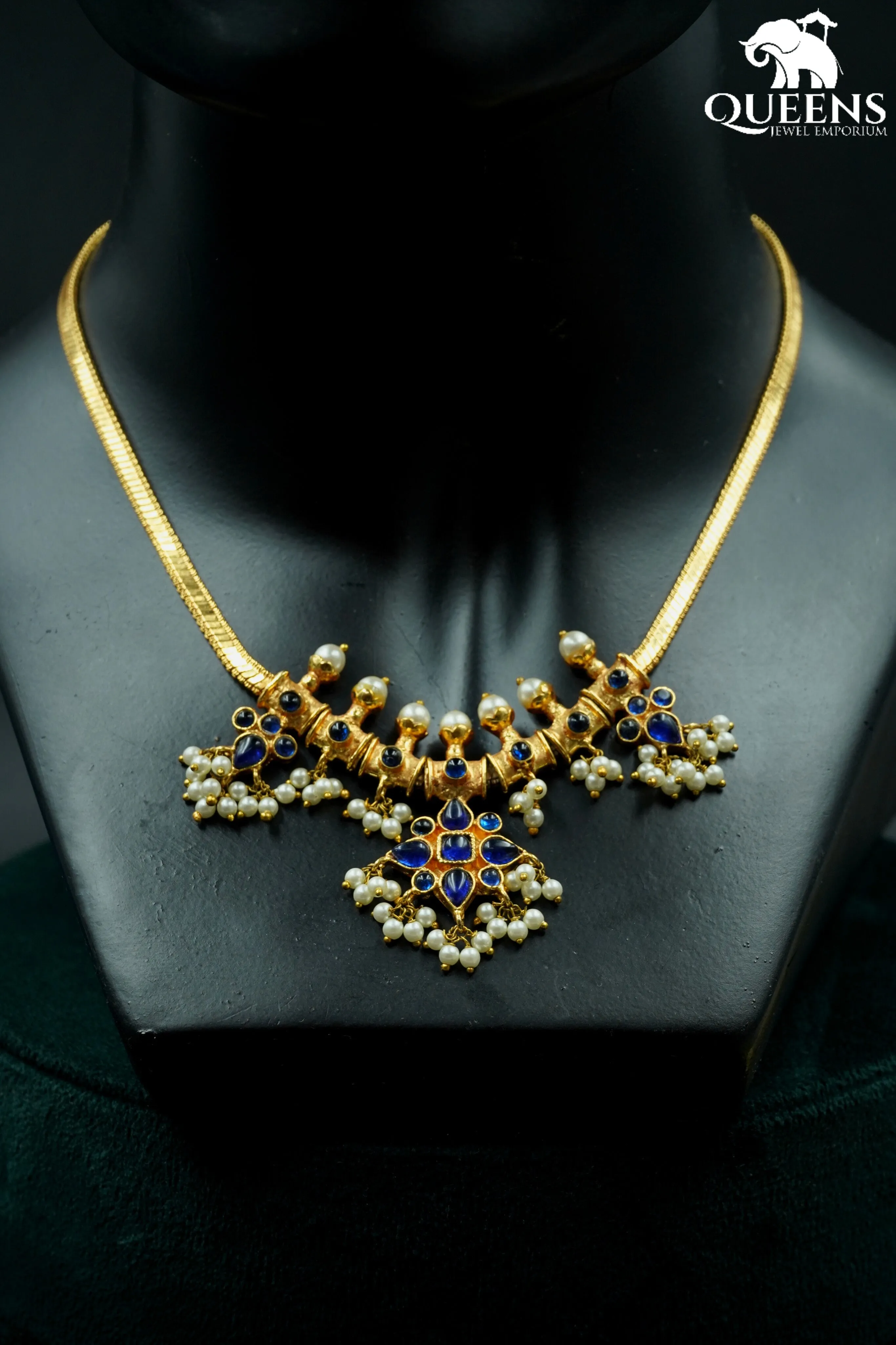 GUTTAPUSALU NECKLACE - BLUE