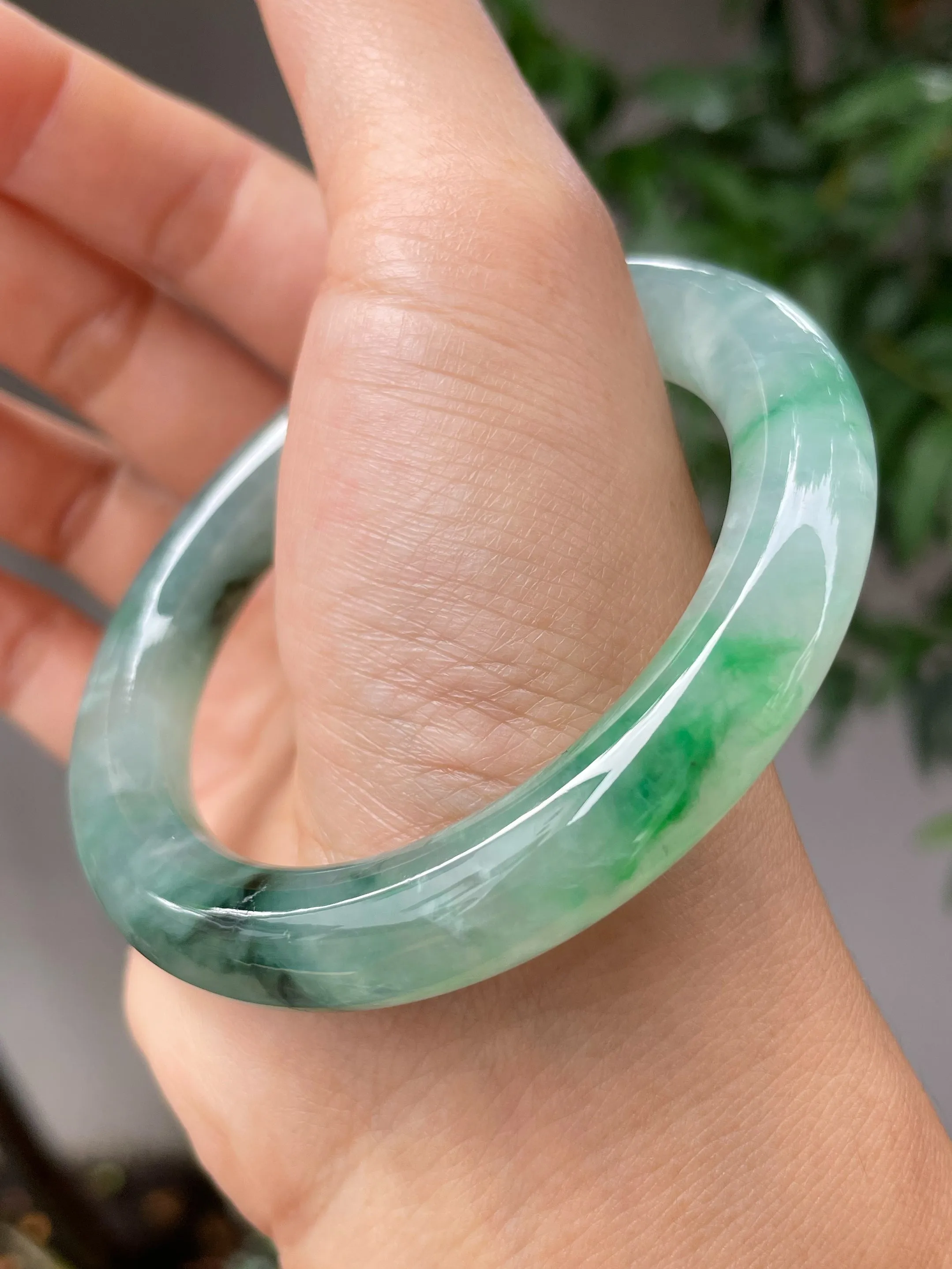 Icy Green Jade Bangle | 56mm (NJBA142)