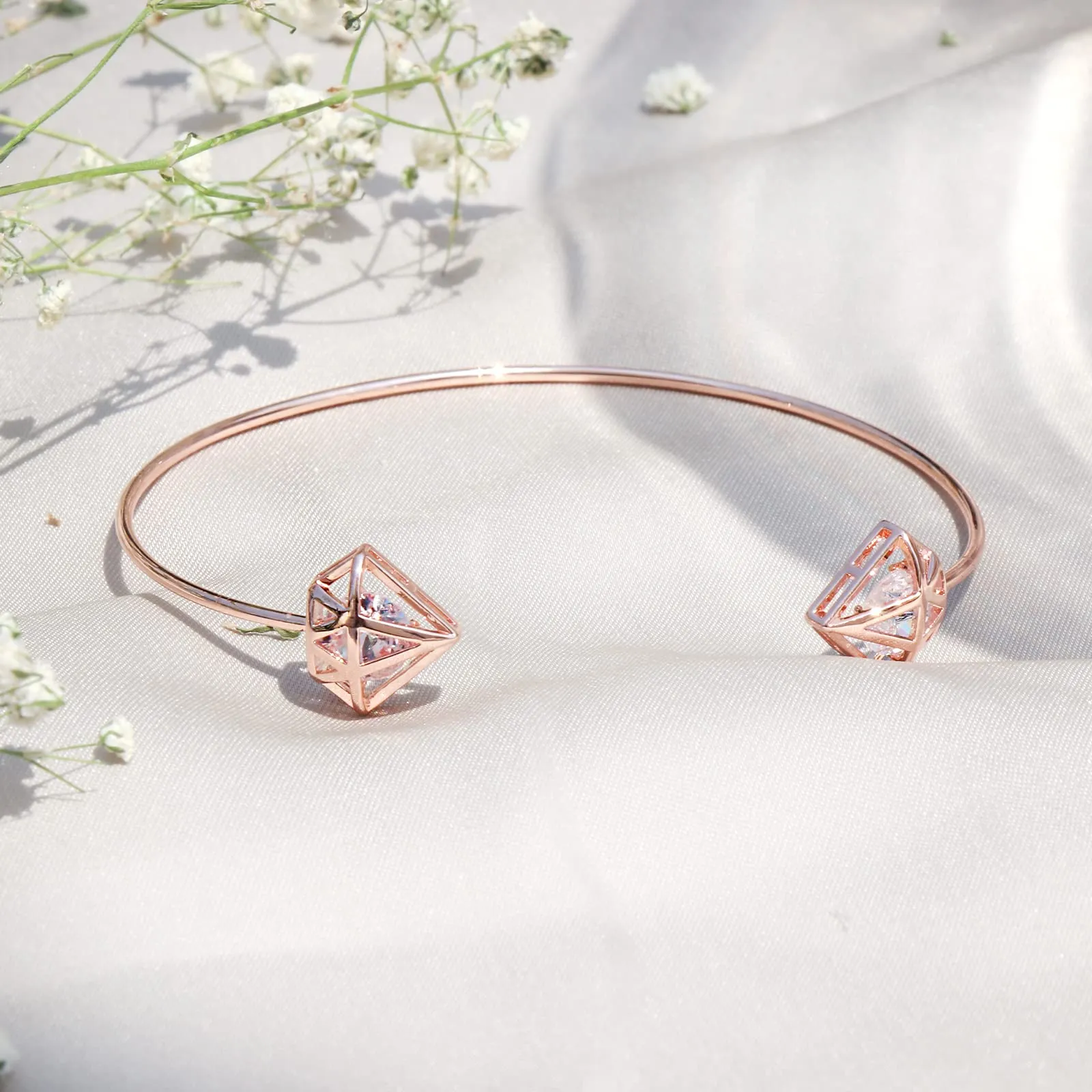 Joker & Witch Women Gem Shaped Rosegold Open Cuff