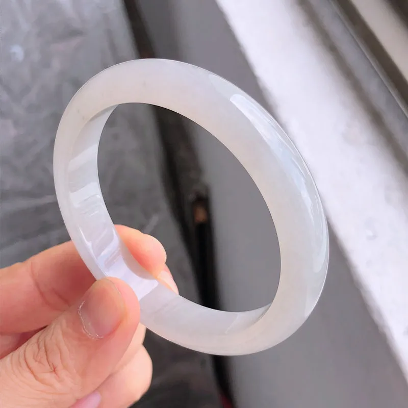 Natural Jade Bangle Jadeite Bangle Internal Diameter 56.5mm NBE066