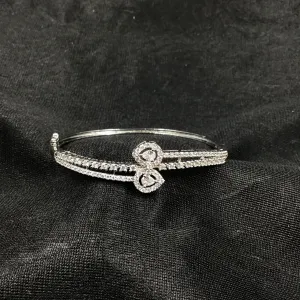 Openable Zircon/AD Bracelet 3246-11