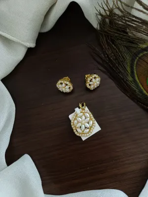 Pendant Set With Real Pearls