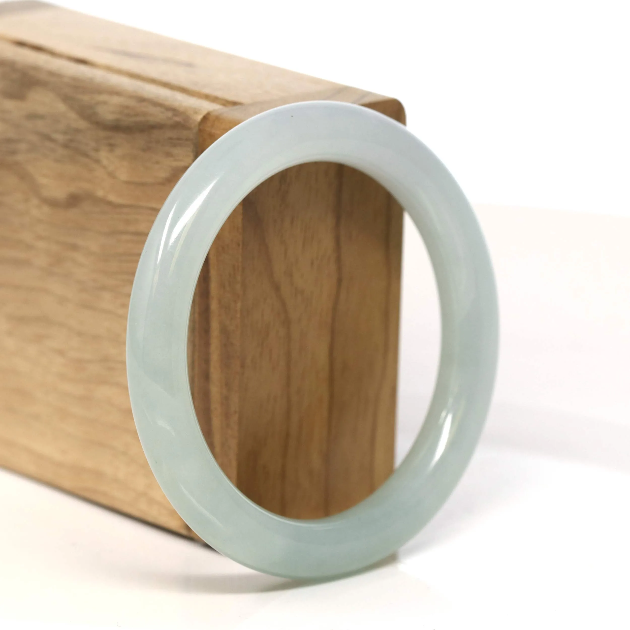 "Classic Round" Ice Jadeite Jade Bangle (53.4 mm) #T457