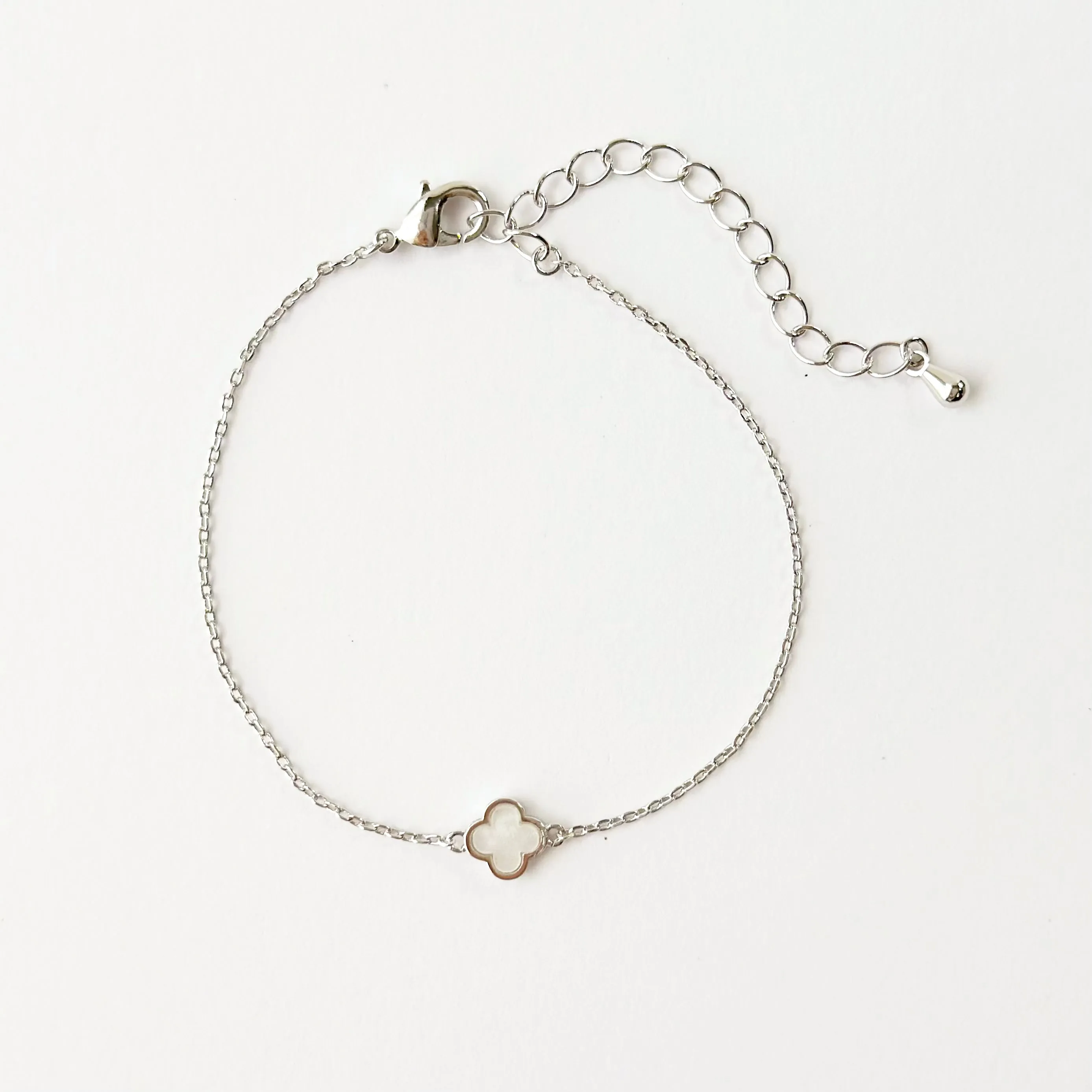 Silver Vanya Eternal Clover Bracelet