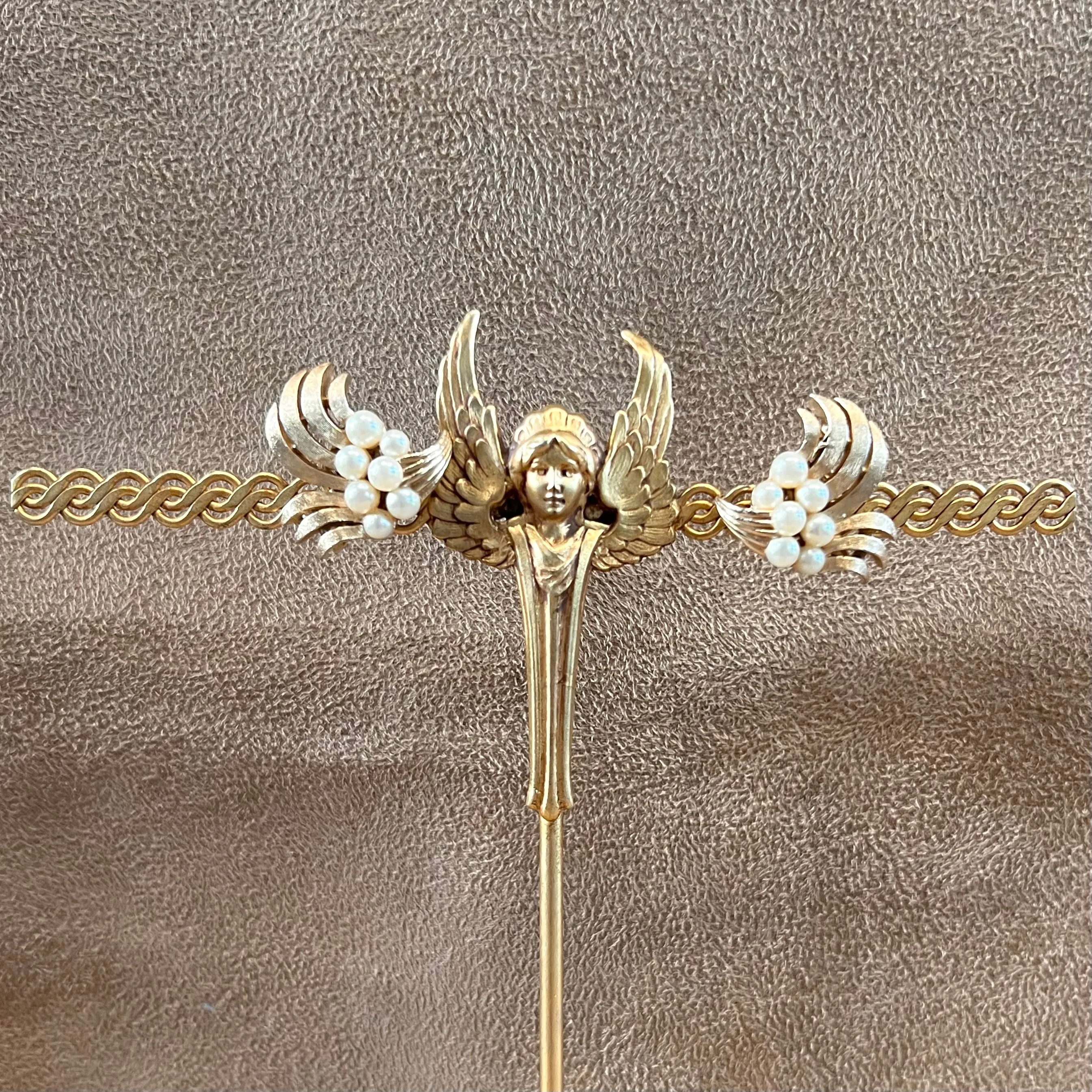 Trifari Pearl Leafy Vintage Clip On Earrings Gold Plated