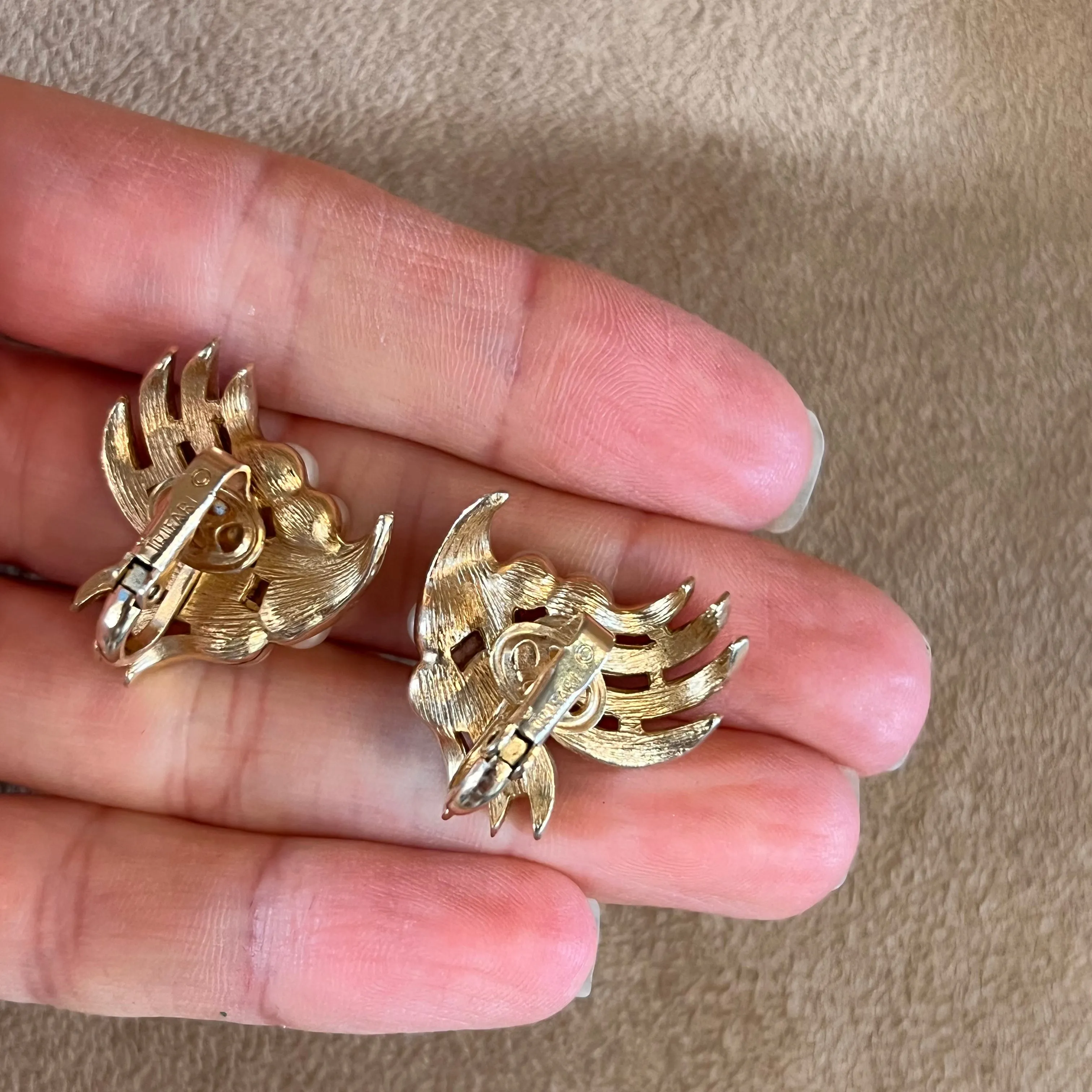Trifari Pearl Leafy Vintage Clip On Earrings Gold Plated