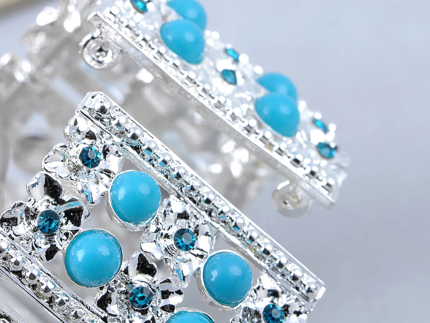 Turquoise Like Bead Bracelet Bangle Cuff