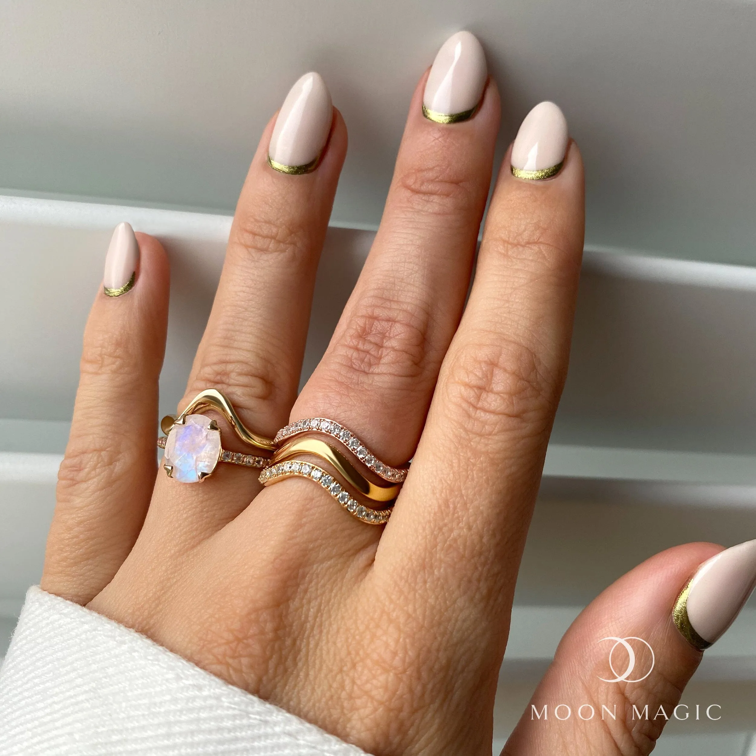 White Zircon Ring Band - Tide